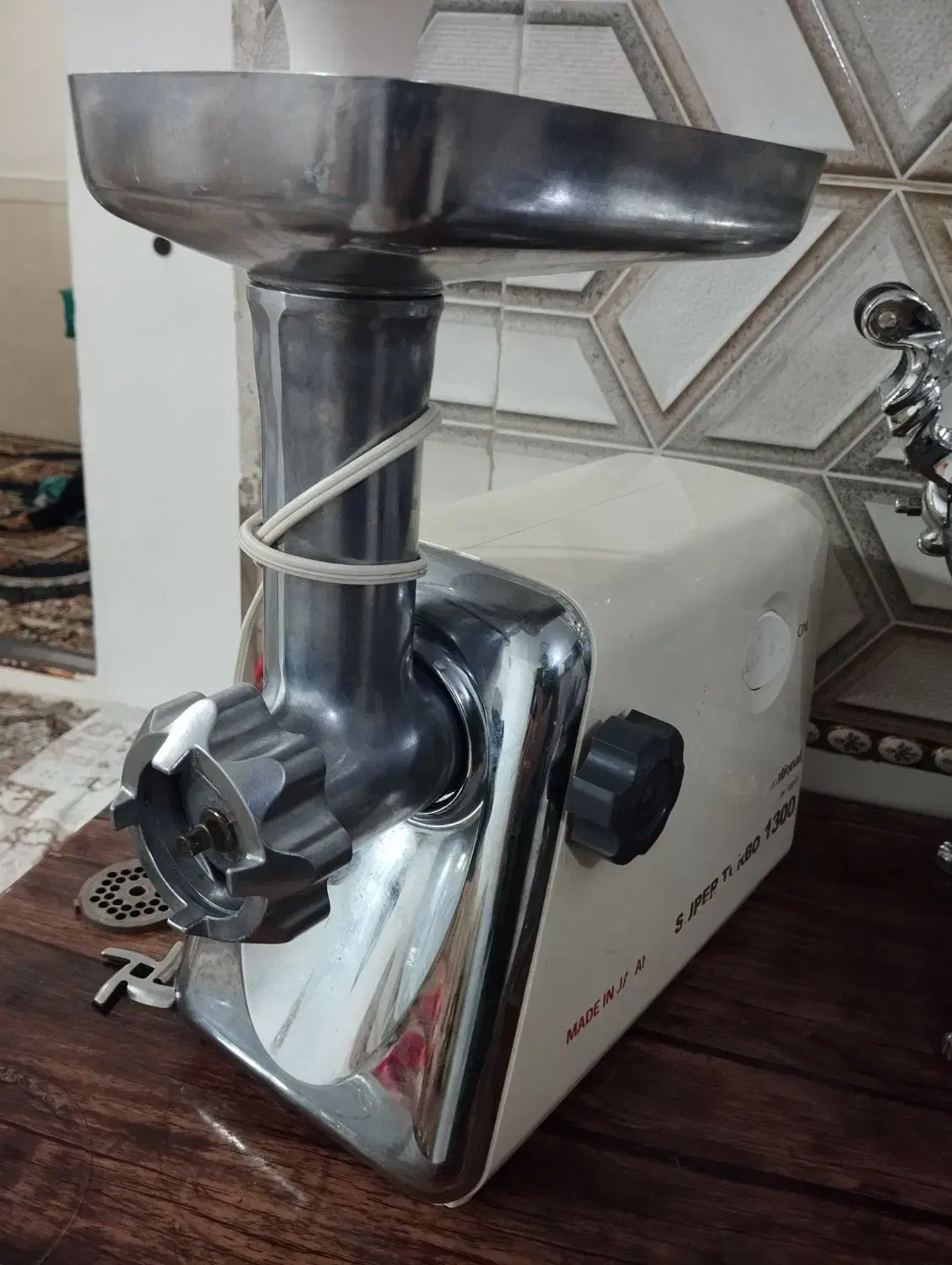 چرخ گوشت|سایر لوازم برقی|باقرشهر, |دیوار