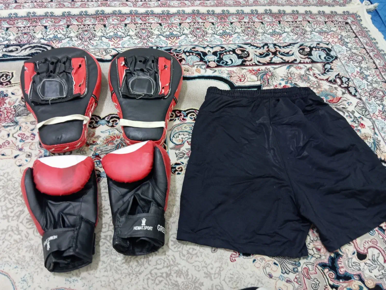 دستکش بوکس|تجهیزات ورزشی|سنندج, |دیوار