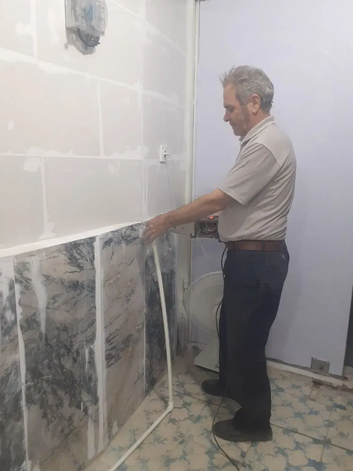 لوله کشی اب سردوگرم سرویس ابگرمکن|خدمات پیشه و مهارت|آشخانه, |دیوار