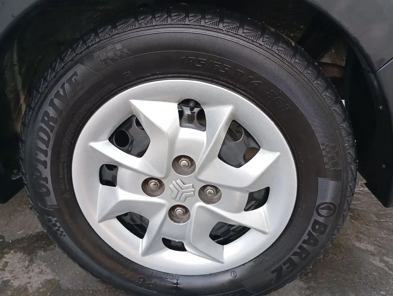 لاستیک بارز با آج ۴۰ تا ۵۰ درصد|قطعات یدکی و لوازم جانبی|آزادشهر, |دیوار