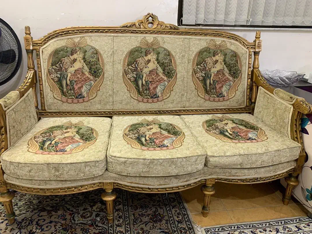 2 دست مبل|مبلمان خانگی و میز عسلی|لاهیجان, گلستان|دیوار