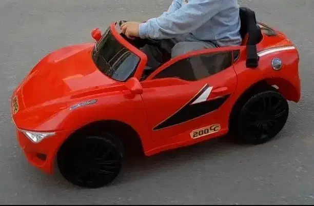 ماشین شارژی|اسباب‌بازی بچه|یزد, |دیوار