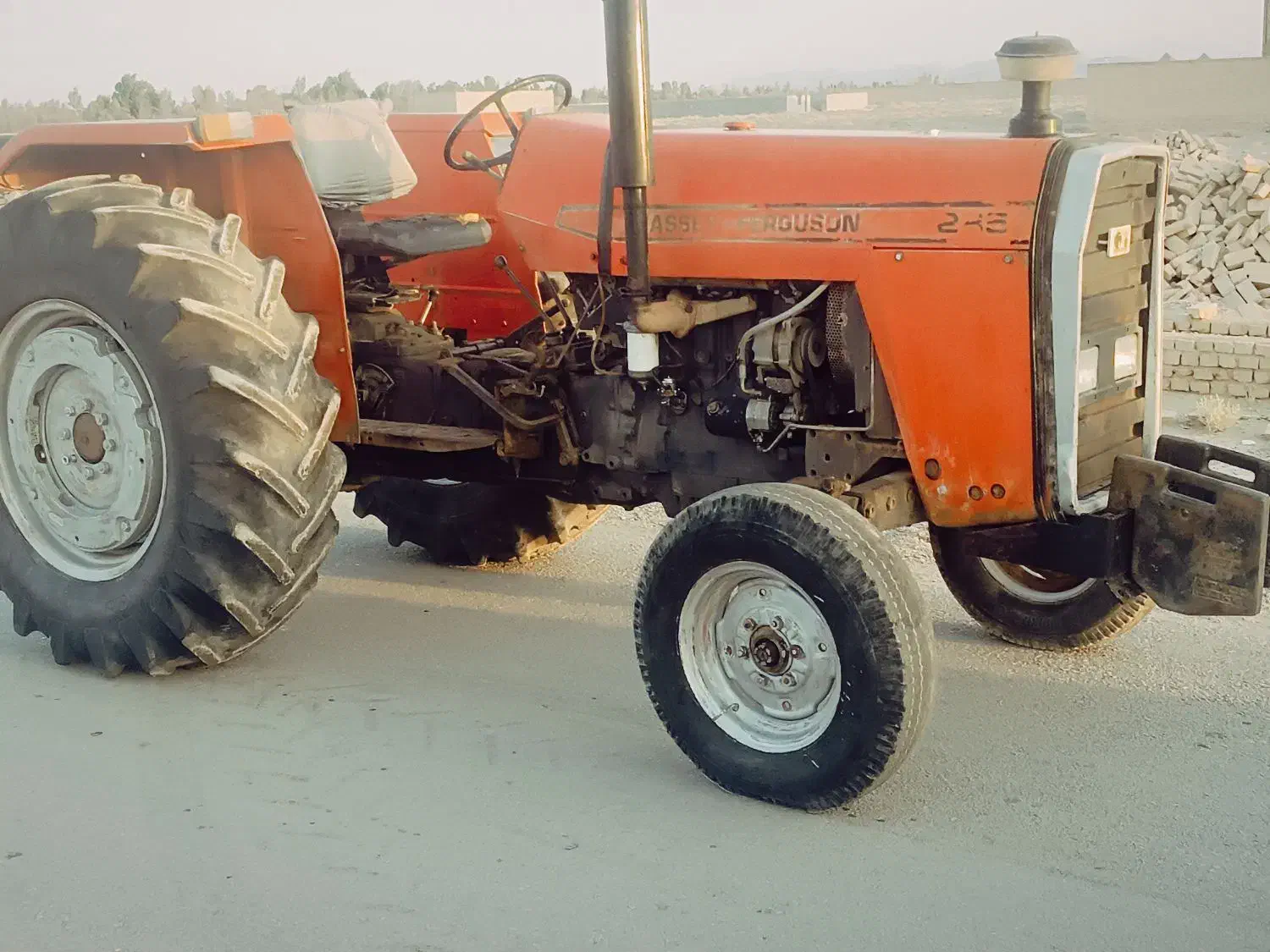 تراکتور فرگوسن ۲۸۵ فابریک تمیز|خودرو سنگین|یزد, |دیوار