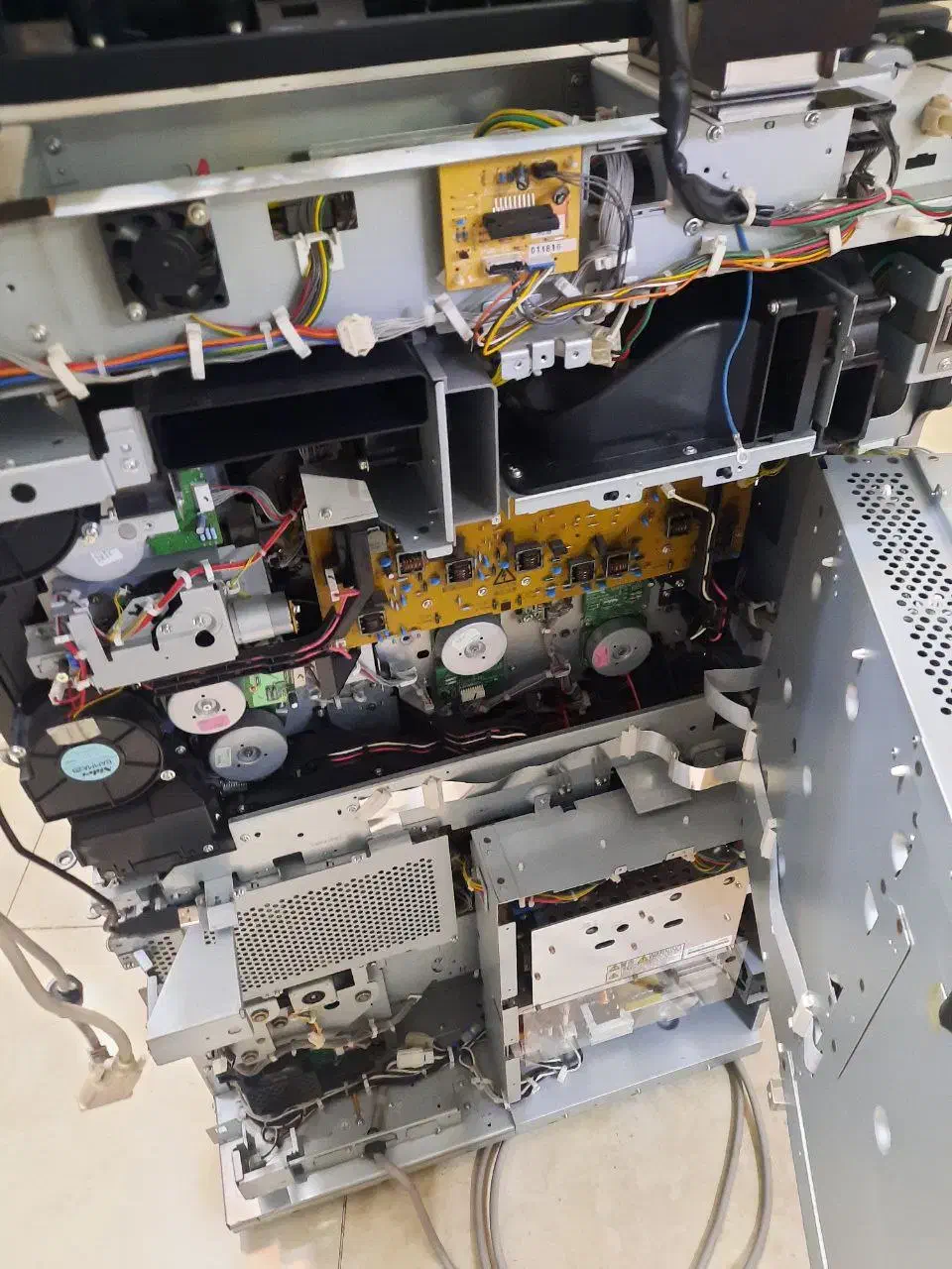 خدمات تخصصی دستگاه‌های پرینتروفتوکپی کونیکامینولتا|پرینتر، اسکنر، کپی، فکس|تهران, ایرانشهر|دیوار