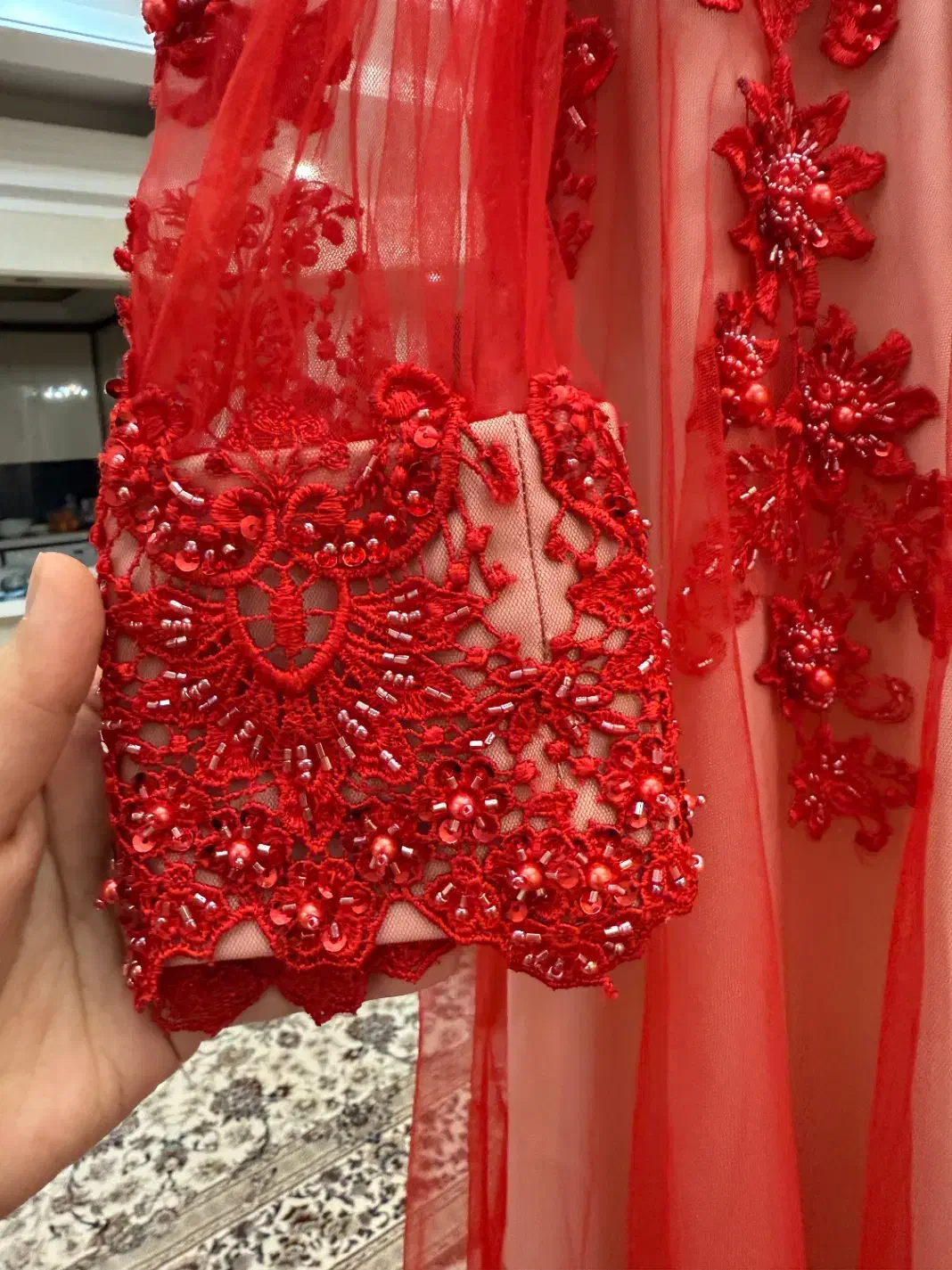 لباس شب|لباس|تهران, آسمان|دیوار