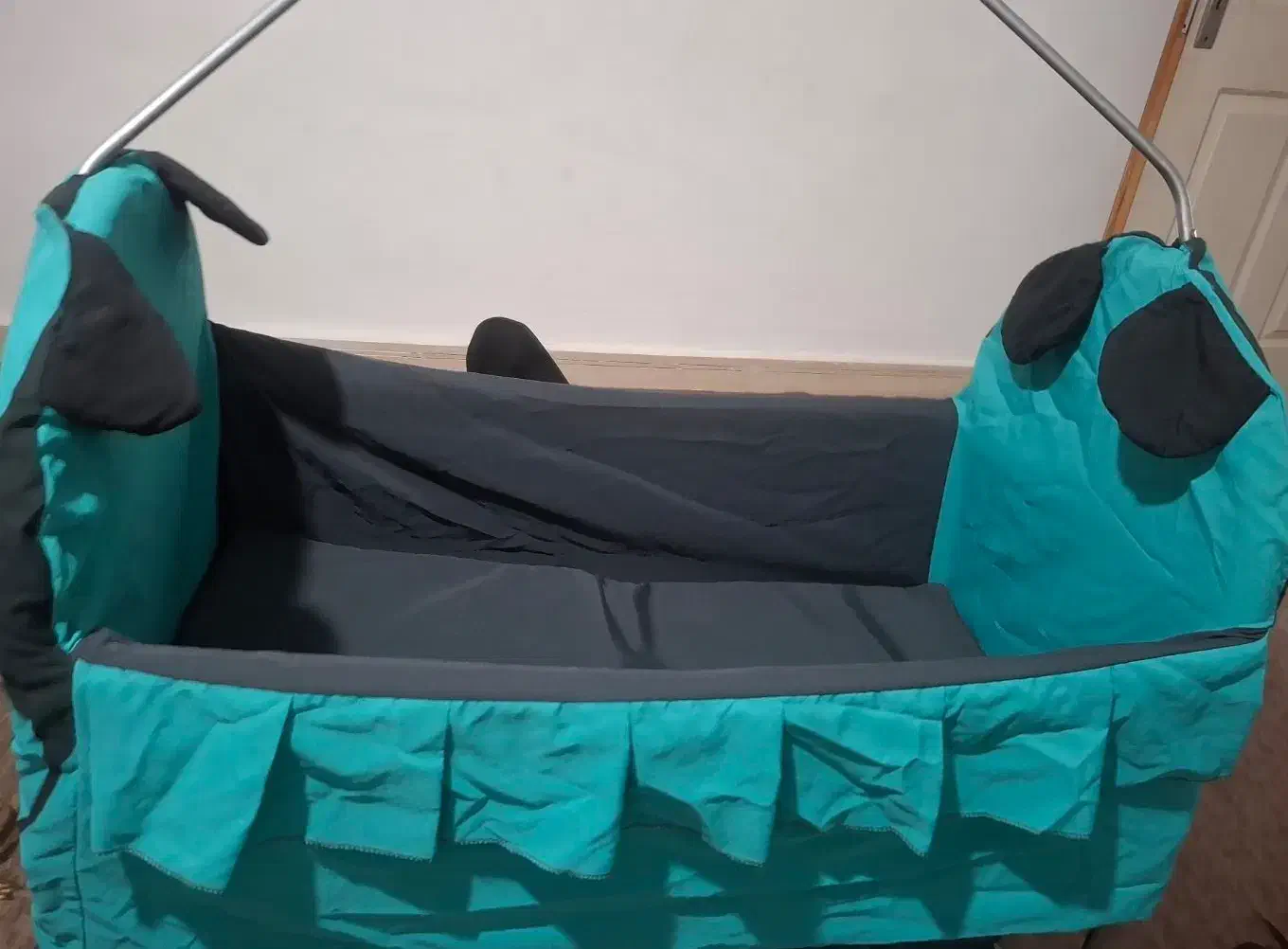 فروش گهواره|تخت و سرویس خواب|منجیل, |دیوار