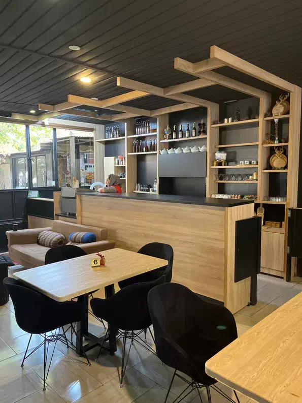 استخدام  رستوران ویتر خانم ،قلیان زن، پارکبان،|استخدام خدمات فروشگاه و رستوران|فردیس, شهرک ناز|دیوار