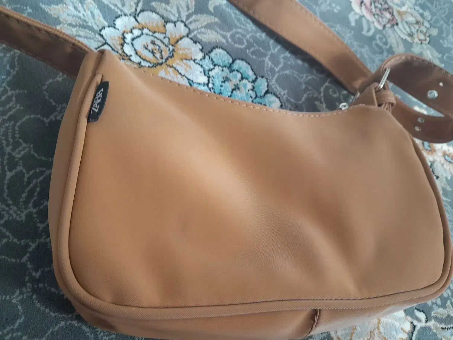 کیف|کیف، کفش، کمربند|جوانرود, |دیوار