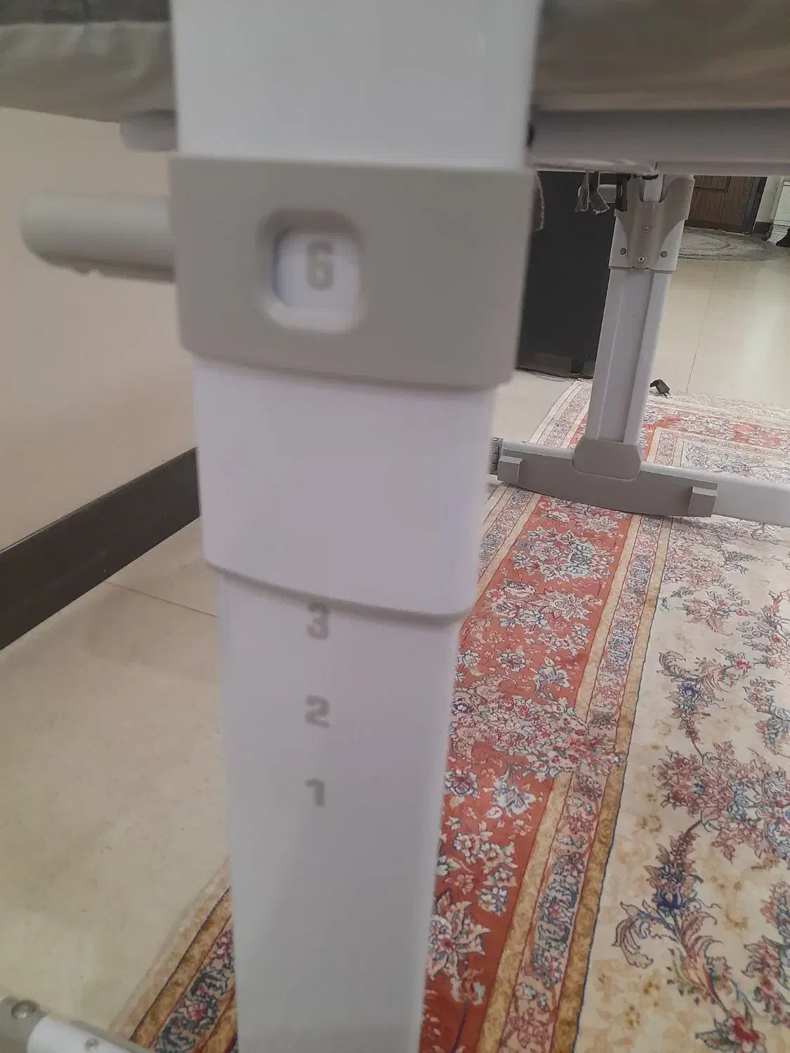 تخت کودک|تخت و صندلی بچه|قم, زینبیه|دیوار