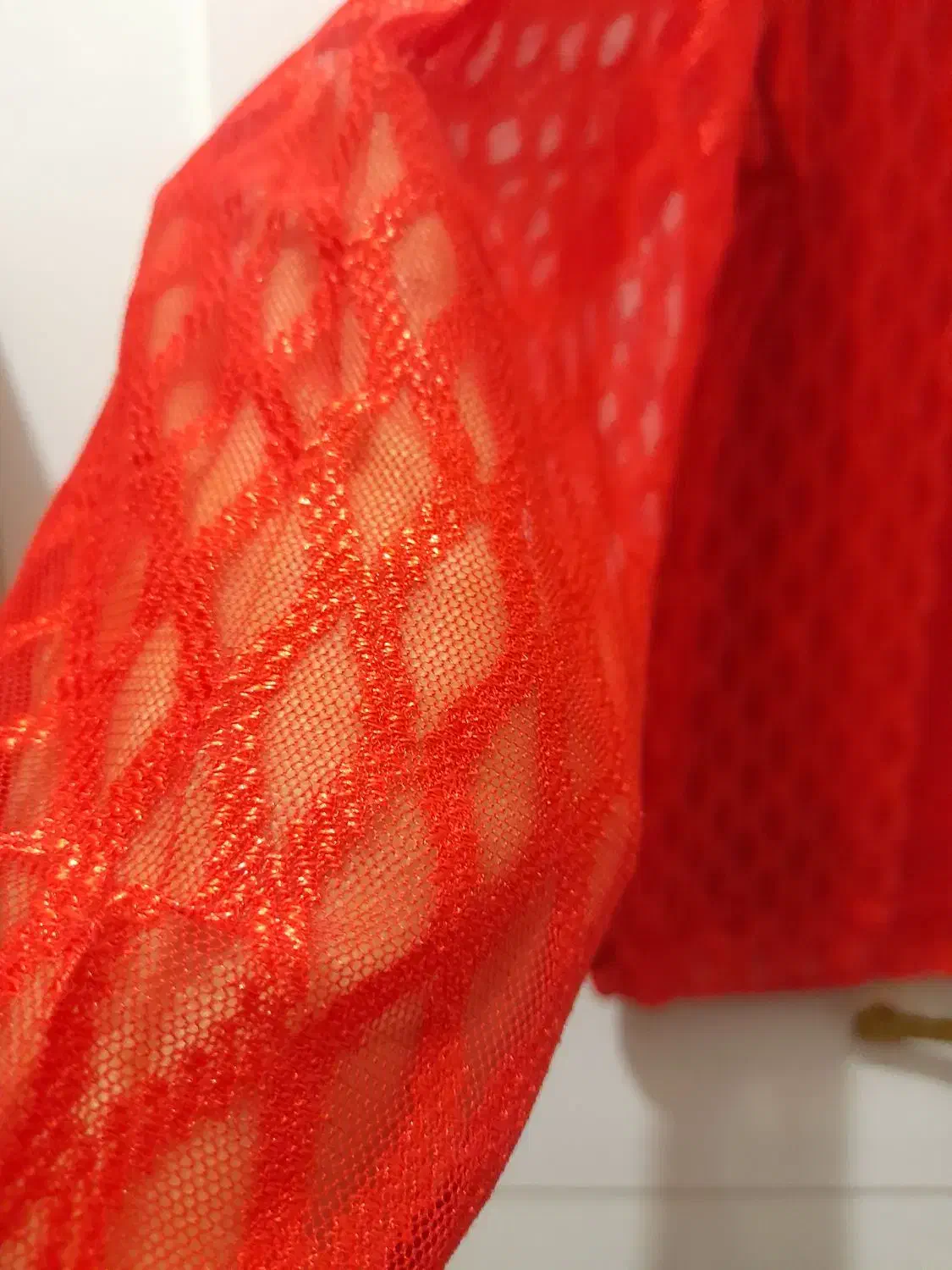 بلوز قرمز|لباس|مشهد, ایثار|دیوار