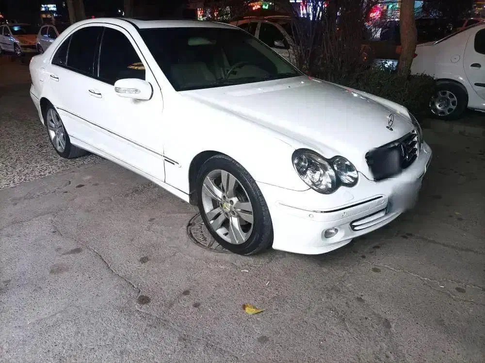 بنز c200|خودرو سواری و وانت|مشهد, فارغ التحصیلان|دیوار