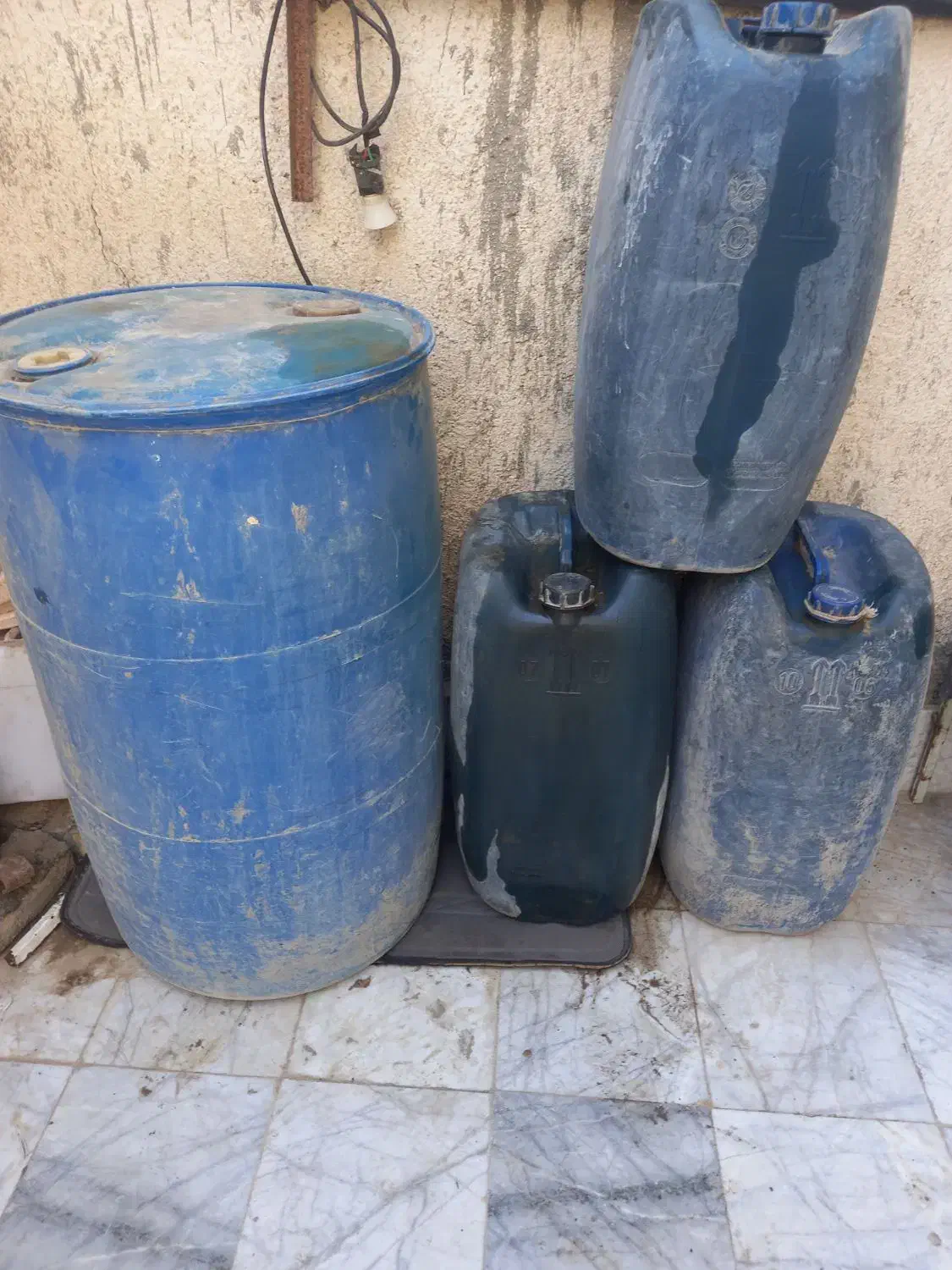 بشکه و گالن هفتادی خارجی|عمده‌فروشی|زابل, |دیوار