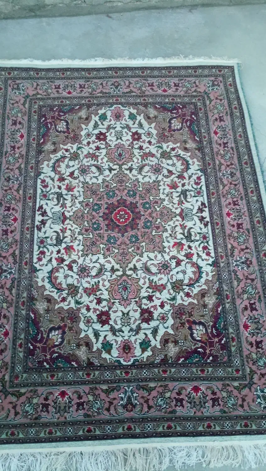 فرش قالیچه نقشه اصفهان|فرش|بناب, |دیوار