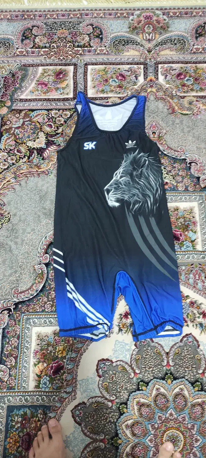 دوبنده کشتی|لباس|بروجن, |دیوار