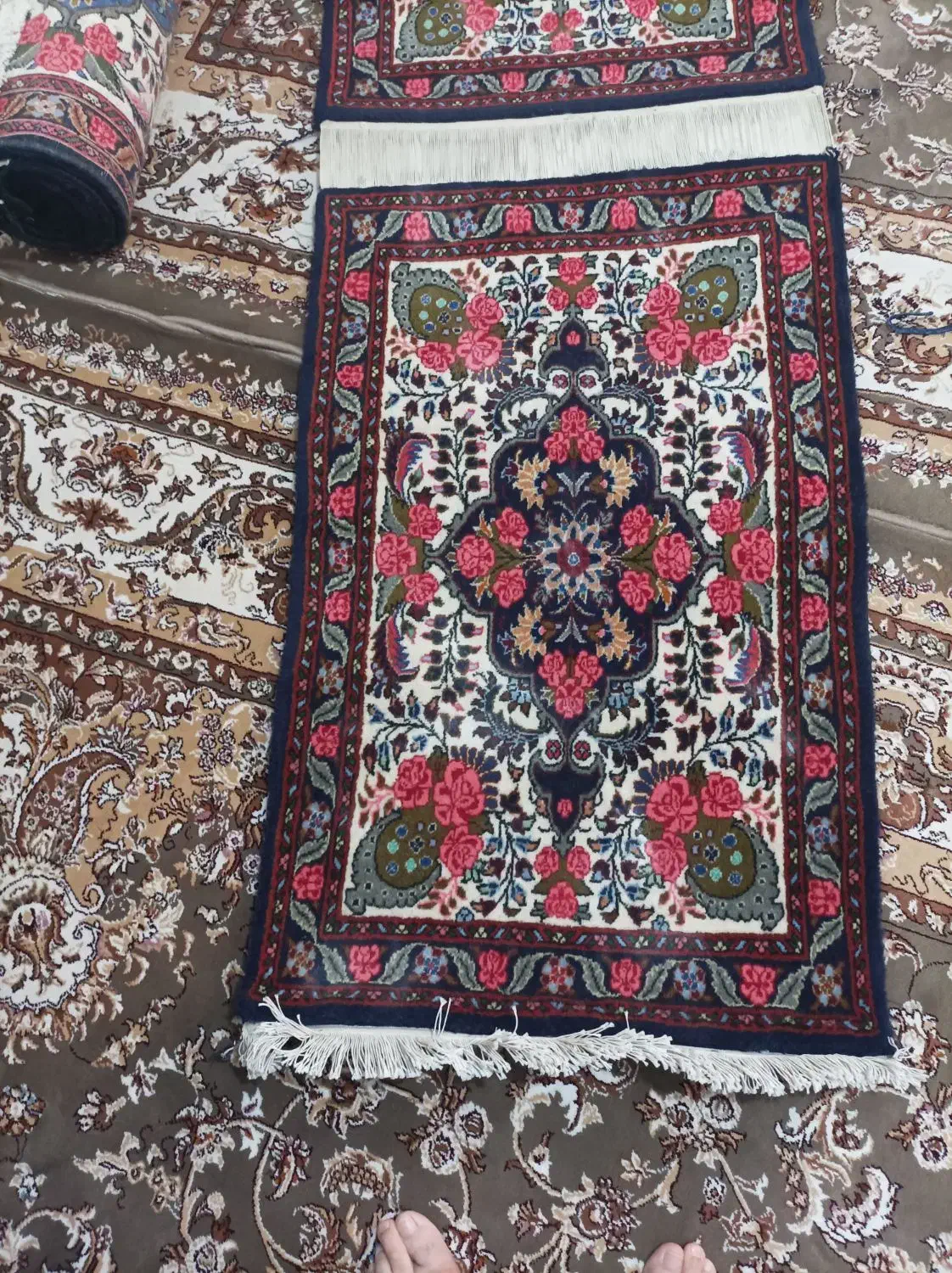 فرش دستبافت|فرش|ورامین, ورامین|دیوار