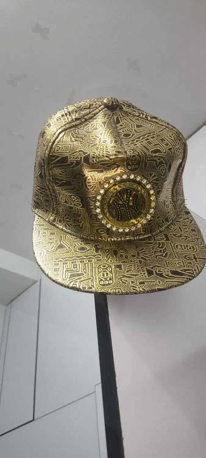 کلاه مردانه|لباس|خرم‌آباد, |دیوار