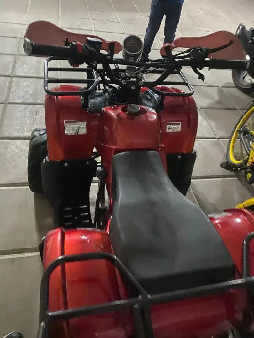 موتور چهار چرخ مدل ۲۰۲۴|موتورسیکلت|اصفهان, دشتستان|دیوار