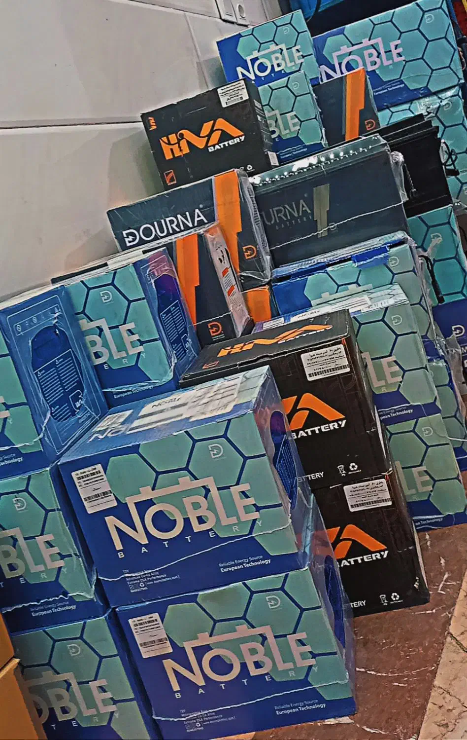 باطری|قطعات یدکی و لوازم جانبی|رباط‌کریم, رباط‌کریم|دیوار