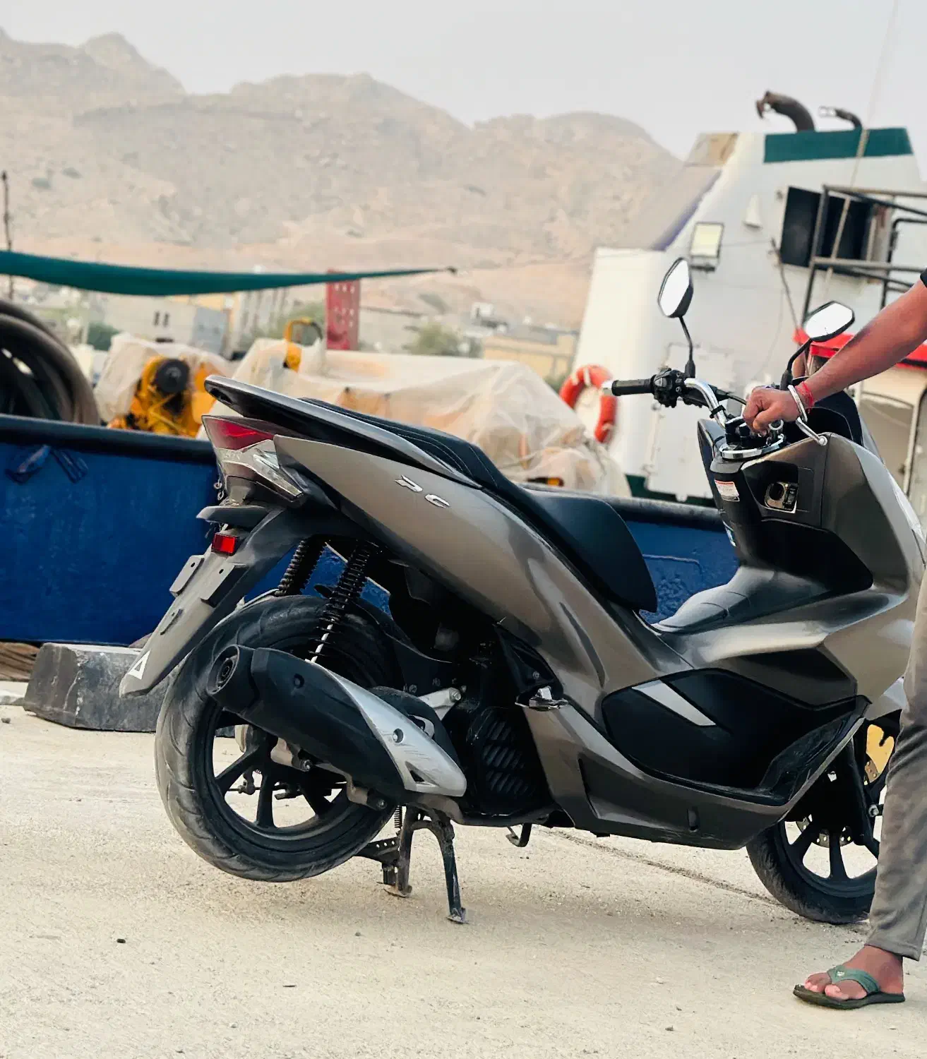 pcx2018|موتورسیکلت|سیراف, |دیوار