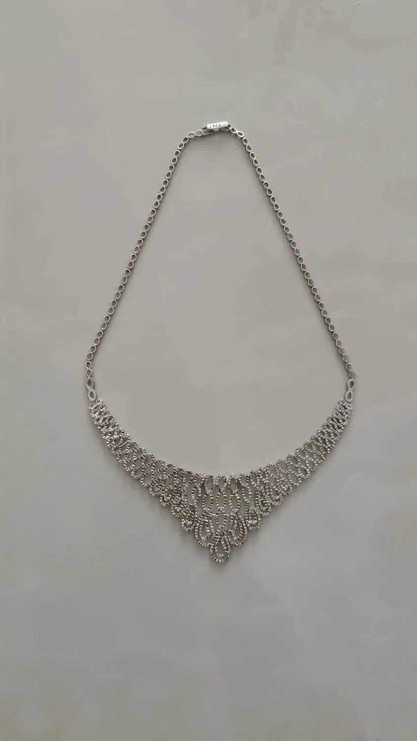 دور گردنی ظریف و زیبا بدون نگین،بدون دستمزد و...|جواهرات|زنجان, |دیوار