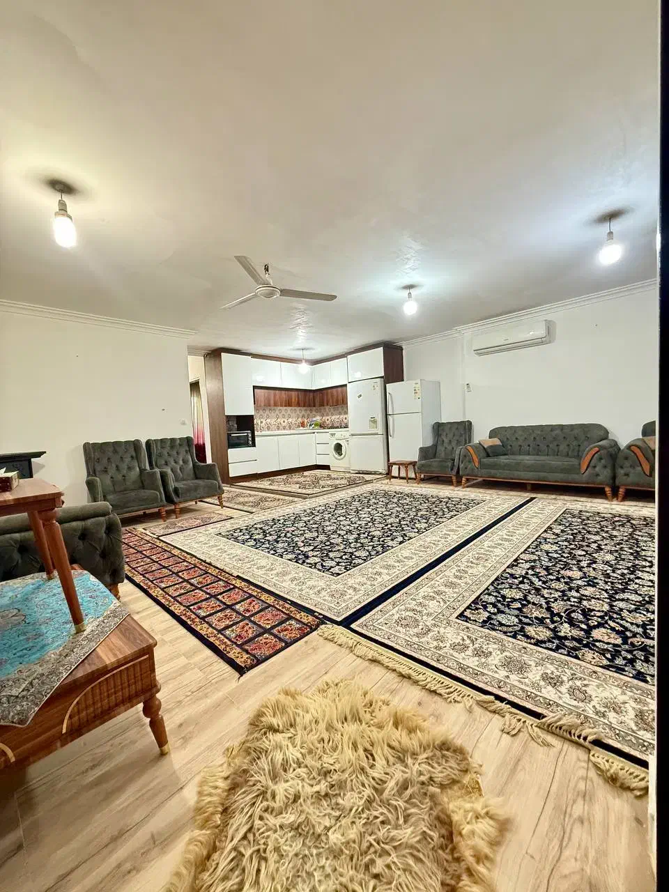 اجارویلاسوئیت نوساز مرکز شهر نزدیک ساحل|اجارهٔ کوتاه‌مدت آپارتمان و سوئیت|رامسر, |دیوار
