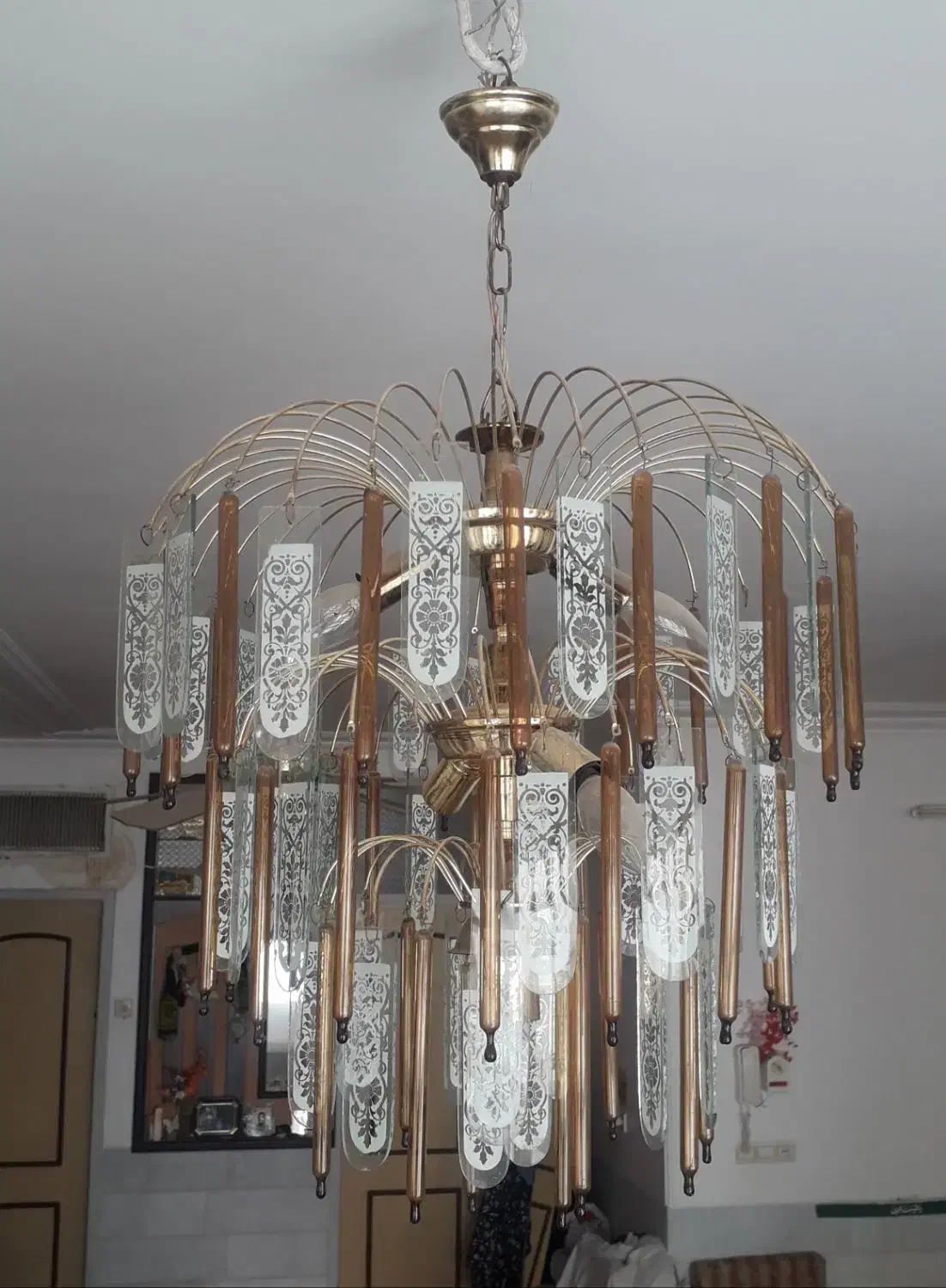 لوستر ۲ عدد|لوستر و چراغ آویز|یزد, |دیوار