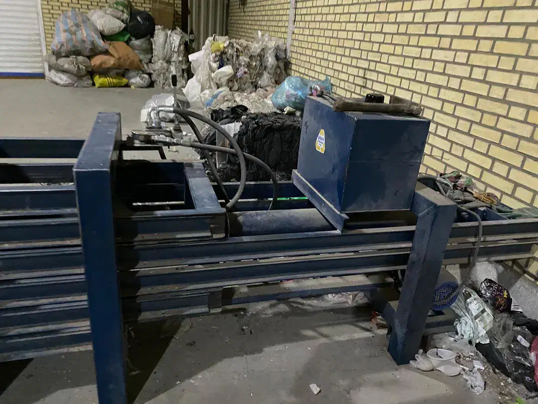 دستگاه پرس کارتن گونی نایلون رانی حلب|ماشینآلات صنعتی|اراک, |دیوار