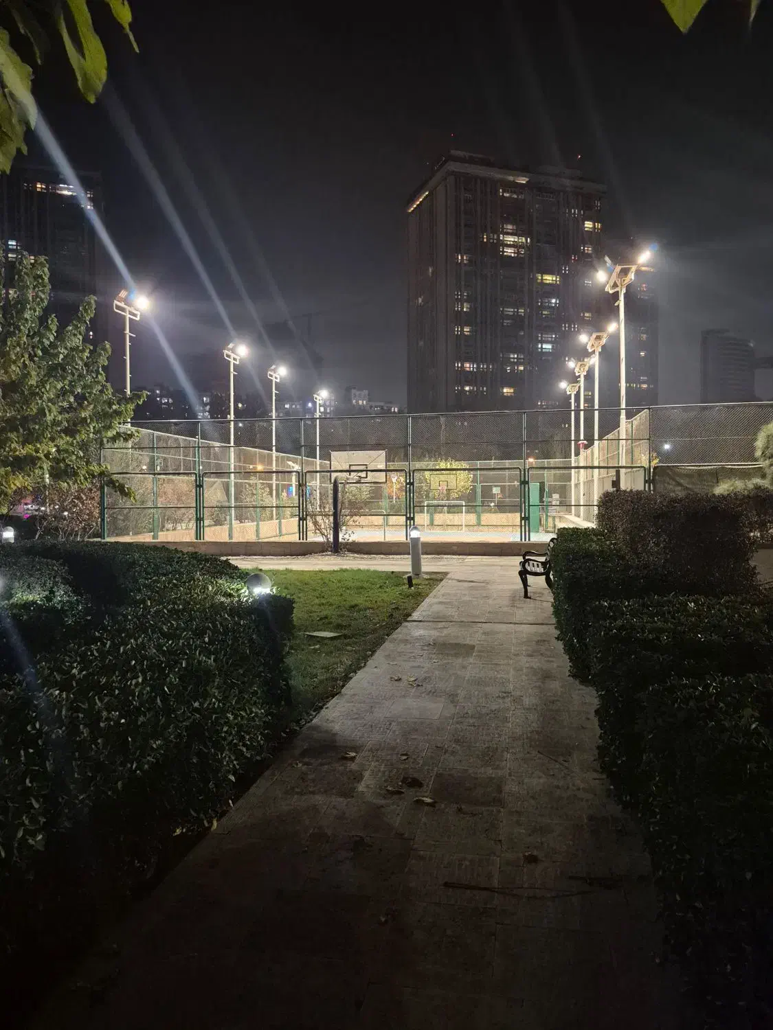 برج تهران رهن و اجاره 180متری دو خواب