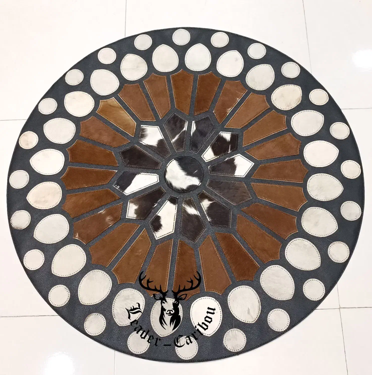 فرش چرم و پوست طبیعی مویی|فرش|شیراز, دباغ خانه|دیوار