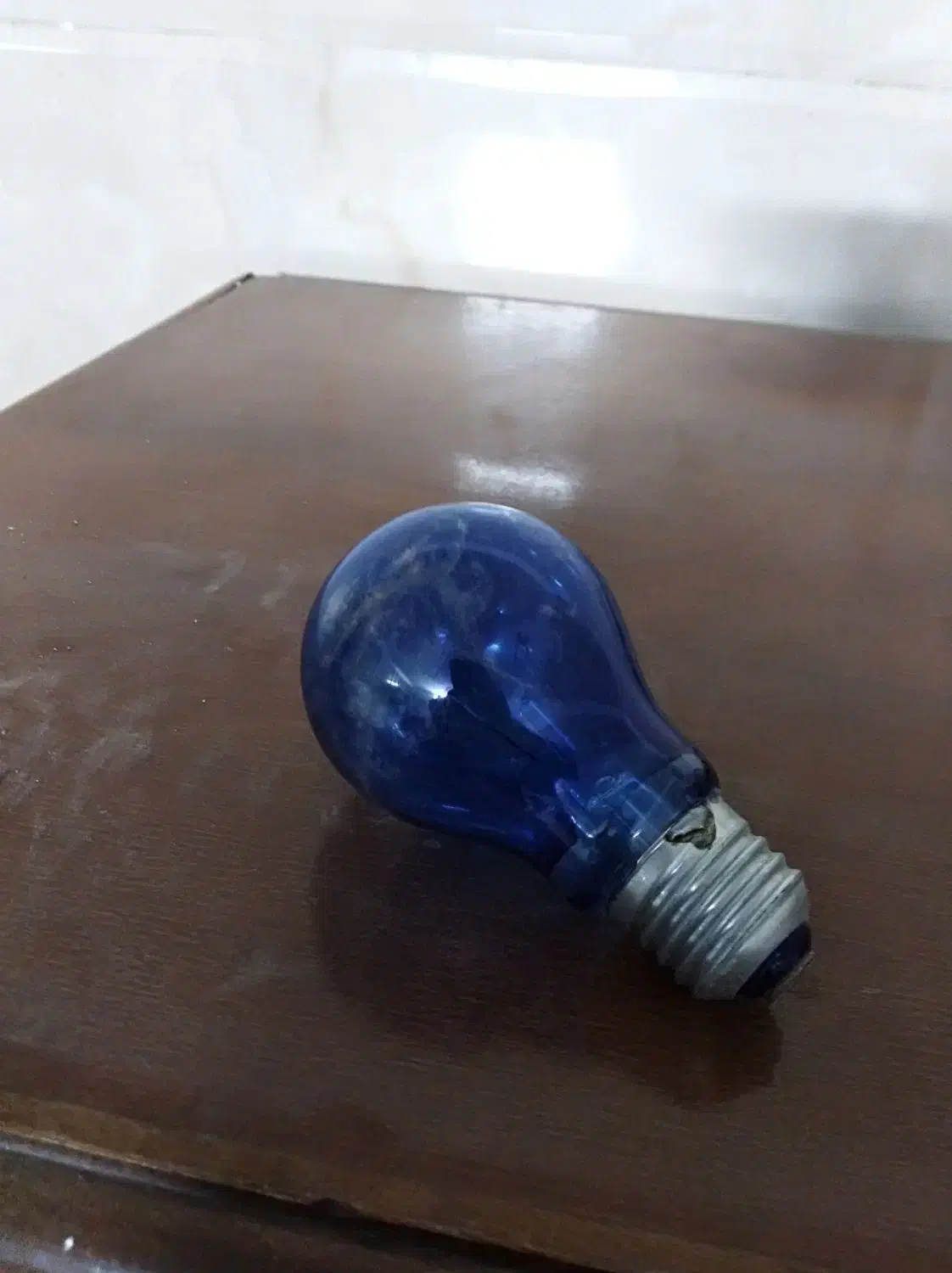 لامپ رنگی قدیمی|ریسه و چراغ تزئینی|قم, هفت تیر|دیوار