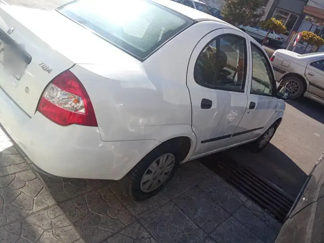 تیبا صندوقدار مدل۹۸ بیرنگ شاسی سالم|خودرو سواری و وانت|زنجان, |دیوار