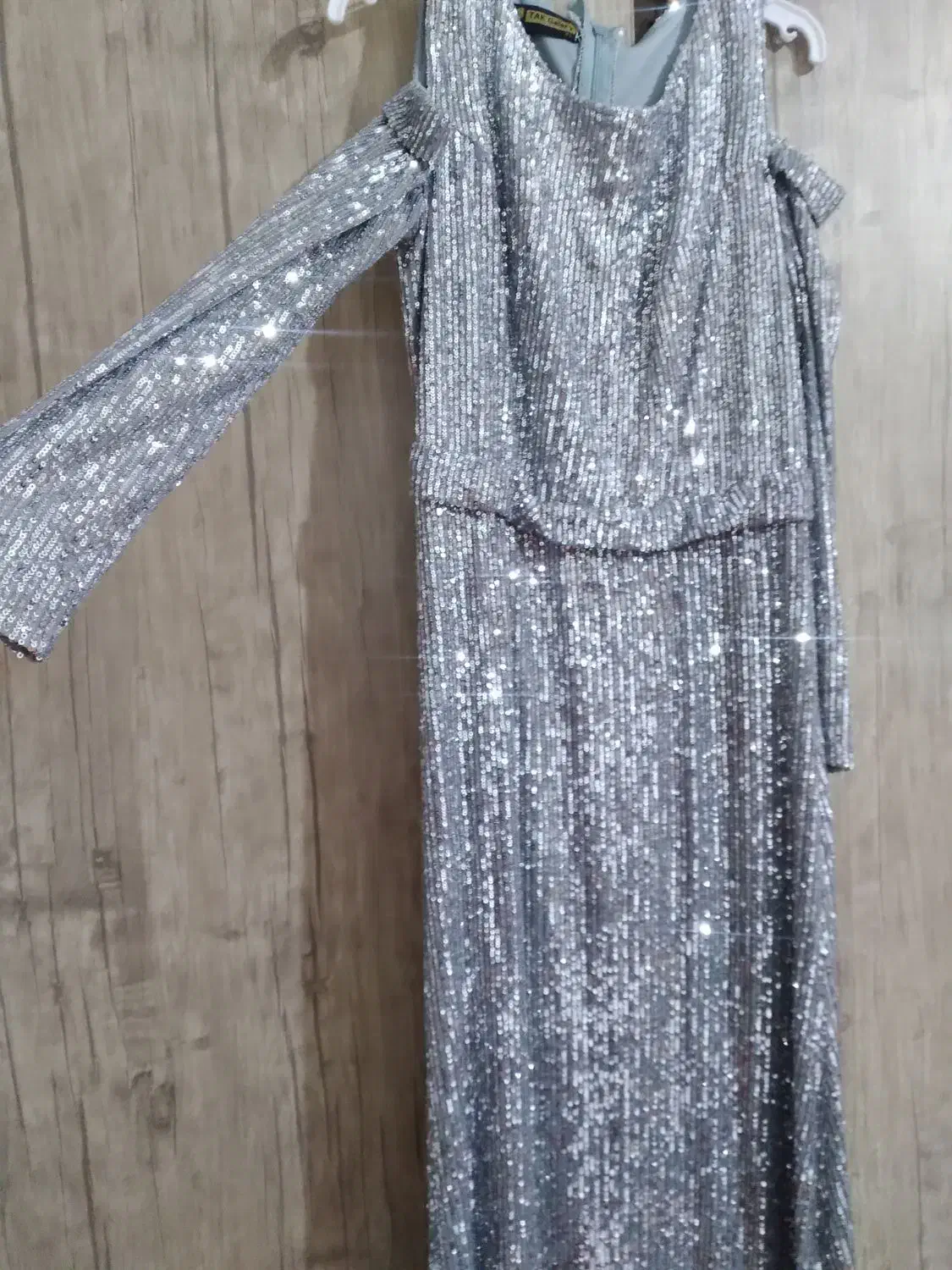 لباس مجلسی شیک  آستین دار|لباس|شیروان (خراسان), |دیوار