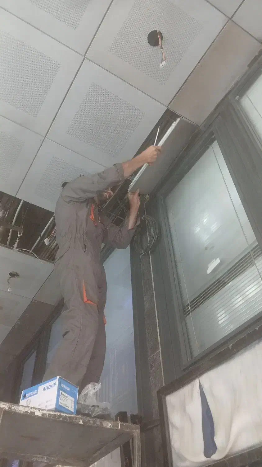 برقکاری  خرده کاری  دوربین  رفع خرابی تلفن|خدمات پیشه و مهارت|تهران, علم و صنعت|دیوار