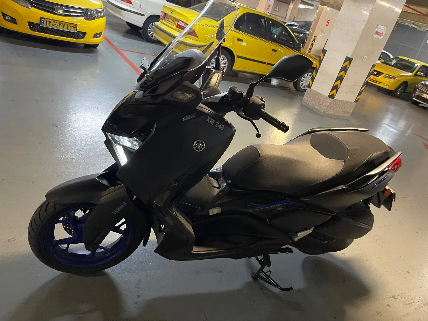 Yamaha xmax 1404|موتورسیکلت|تهران, ونک|دیوار