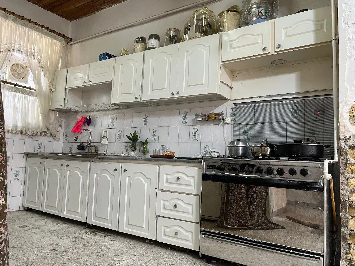 کابینت|مصالح و تجهیزات ساختمان|صومعه‌سرا, |دیوار