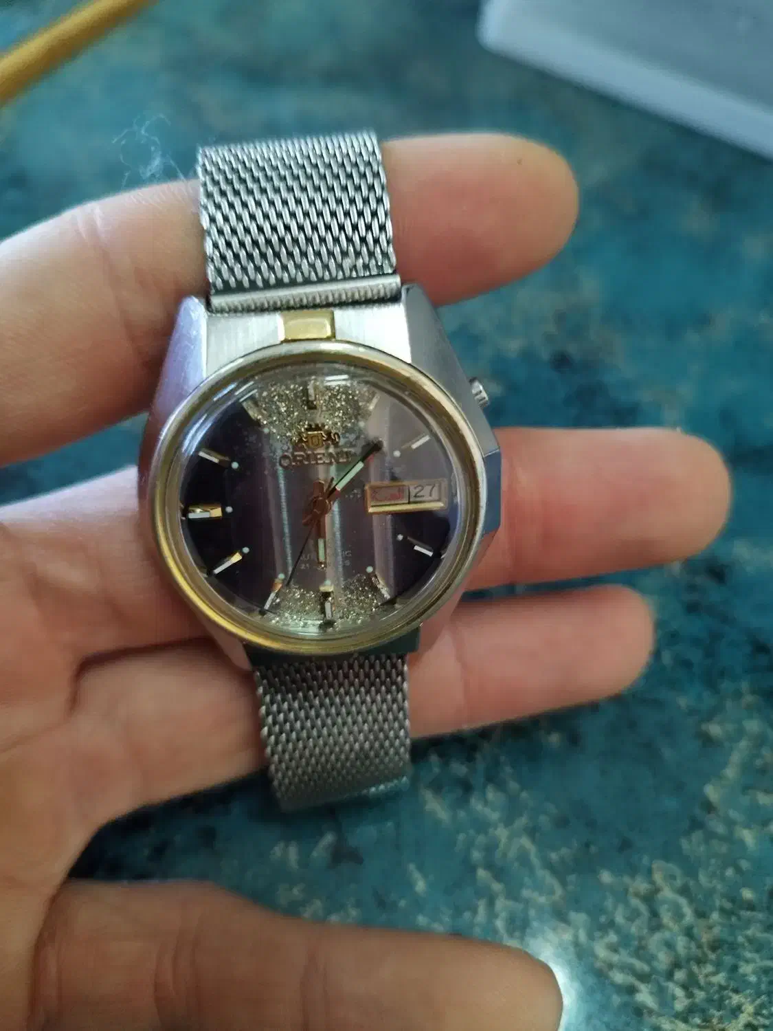 اورینت|ساعت|شهرکرد, |دیوار