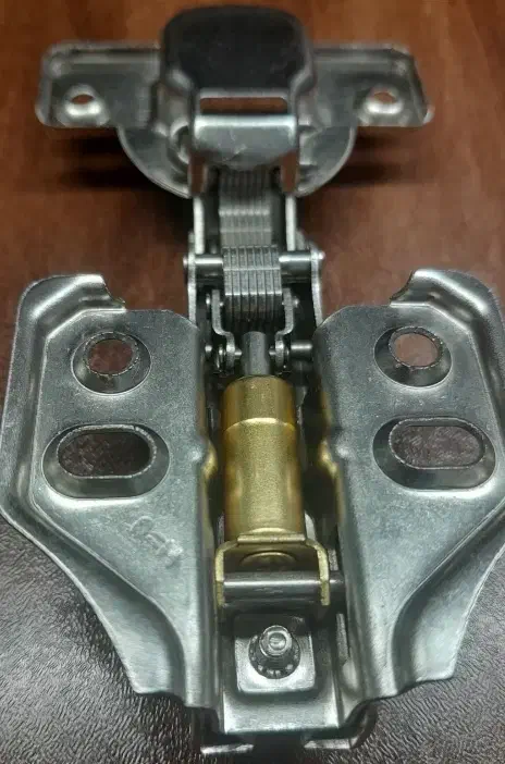 لولا گازورپمپی درب کمد کابینت|عمدهفروشی|شیراز, شهرک گلها|دیوار