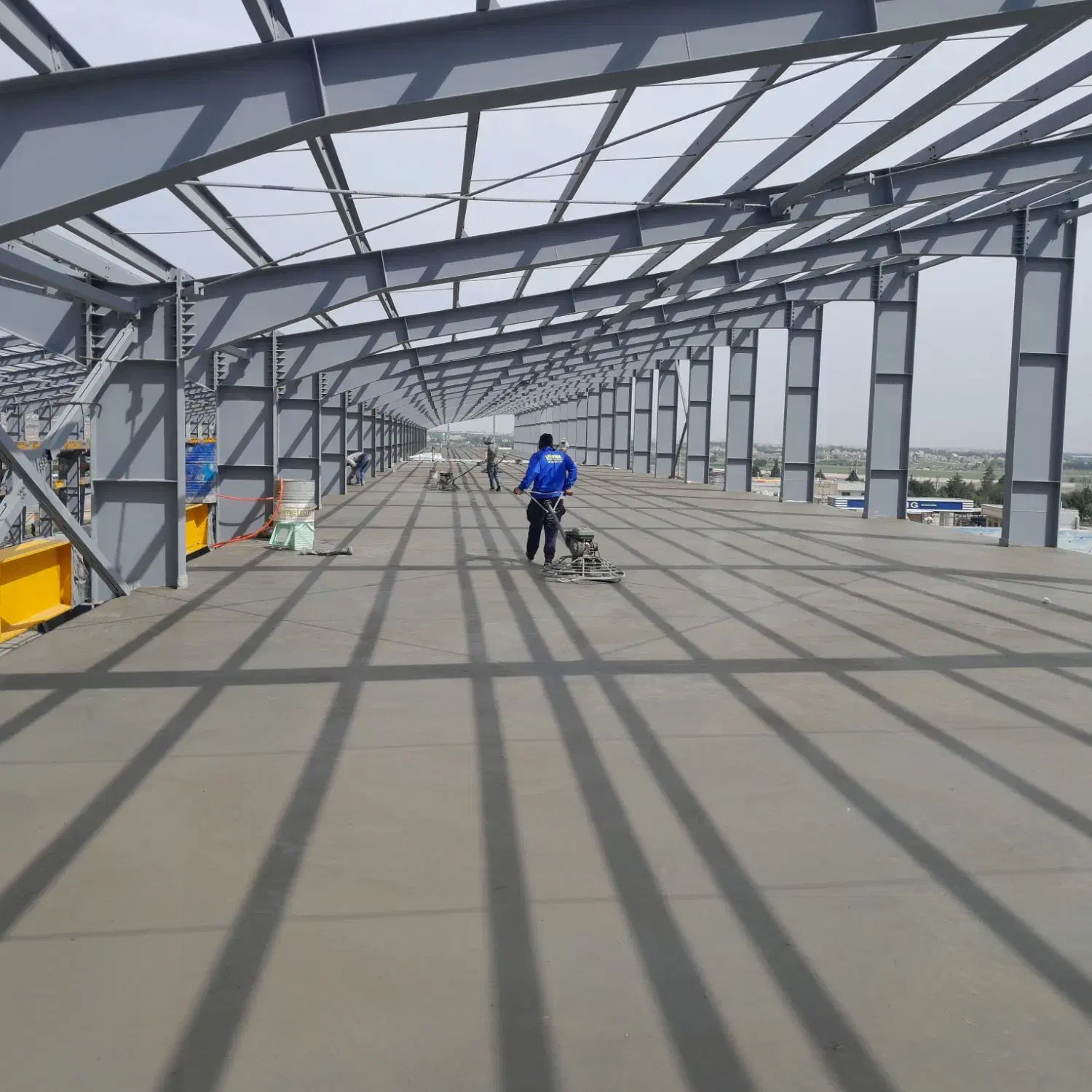 بتن ریزی کف با دوربین تراز لیزری|خدمات پیشه و مهارت|رباطکریم, رباطکریم|دیوار