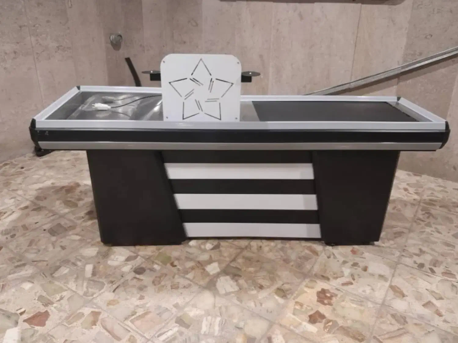 میز فروشگاهی پدال دار|فروشگاه و مغازه|لاهیجان, کوی خزر|دیوار