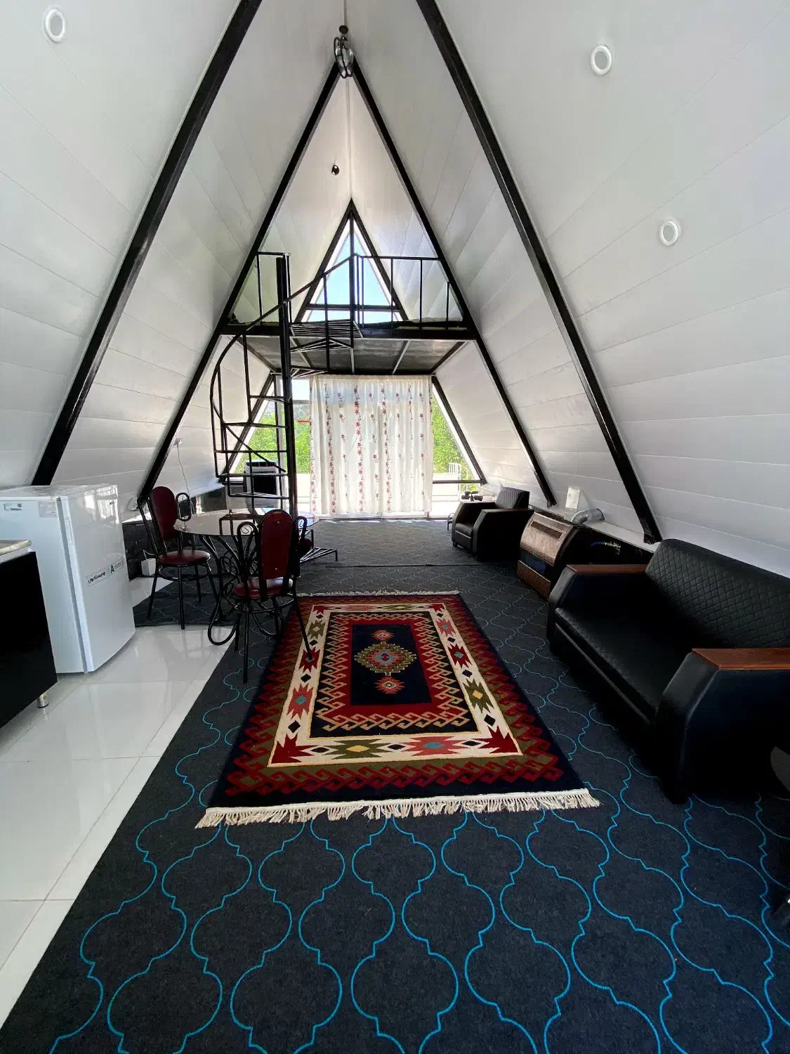 اجاره ویلا و کلبه سوییسی|اجارهٔ کوتاه‌مدت ویلا و باغ|یاسوج, |دیوار