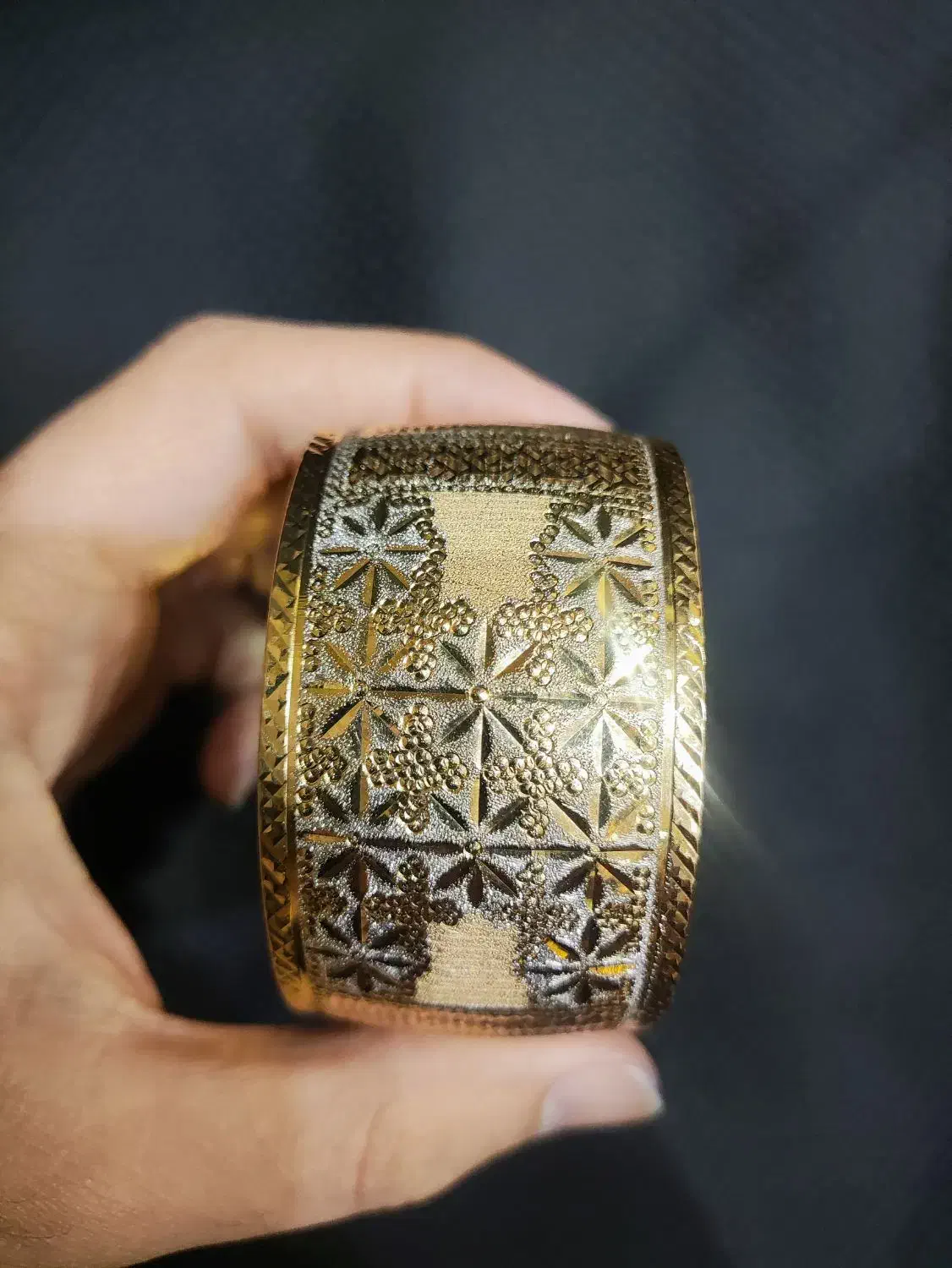 طلا فقط 150 بالای تابلو با فاکتور رسمی|جواهرات|قدس, شهرقدس|دیوار