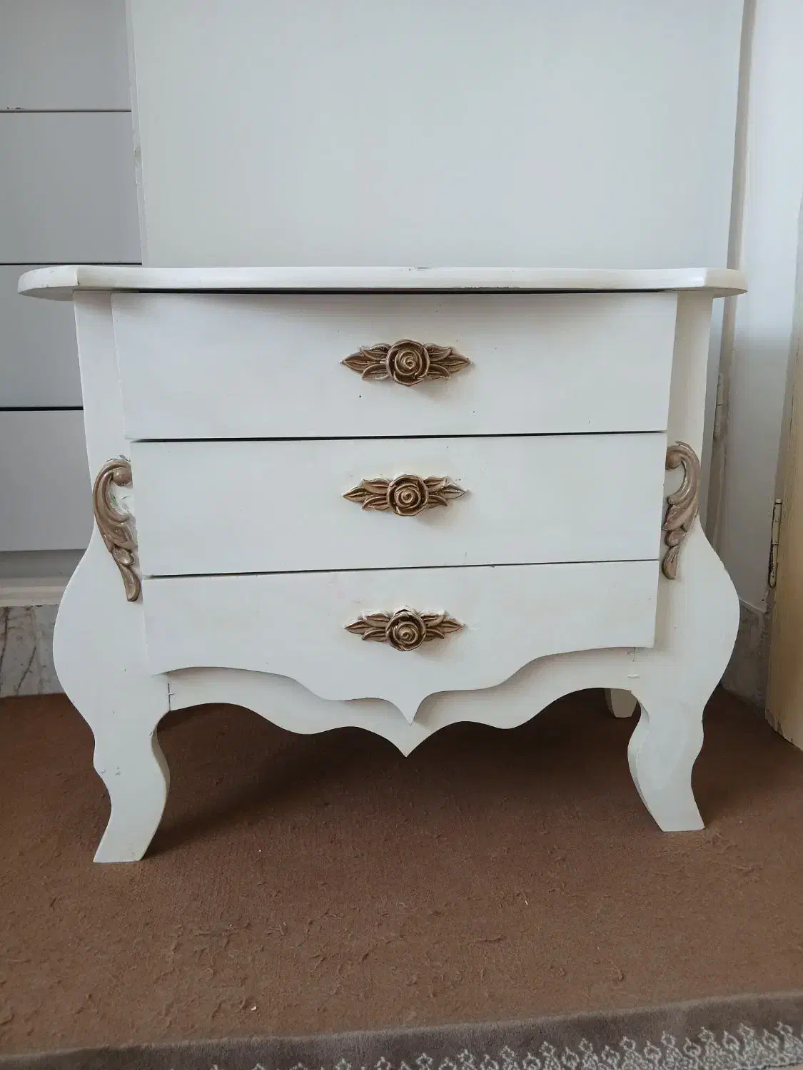 میز|جاکفشی، کمد، دراور|ابهر, |دیوار