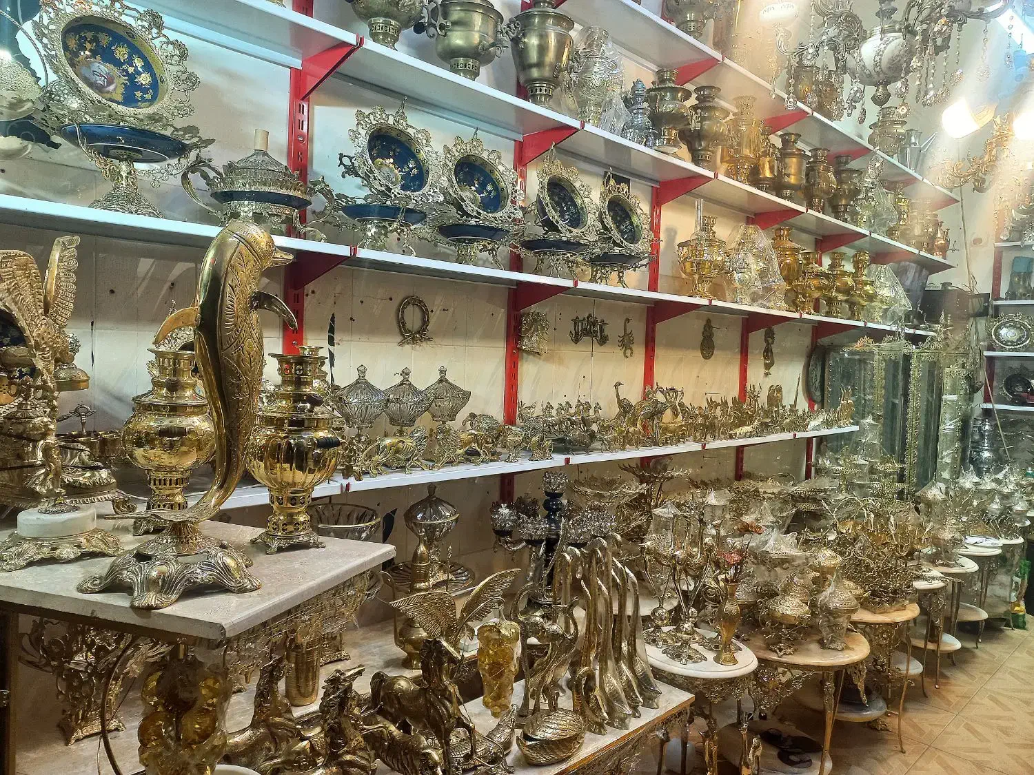 دنیای رنگارنگ برنز در آنتیک برنجیان|صنایع دستی و سایر لوازم تزئینی|ارومیه, |دیوار