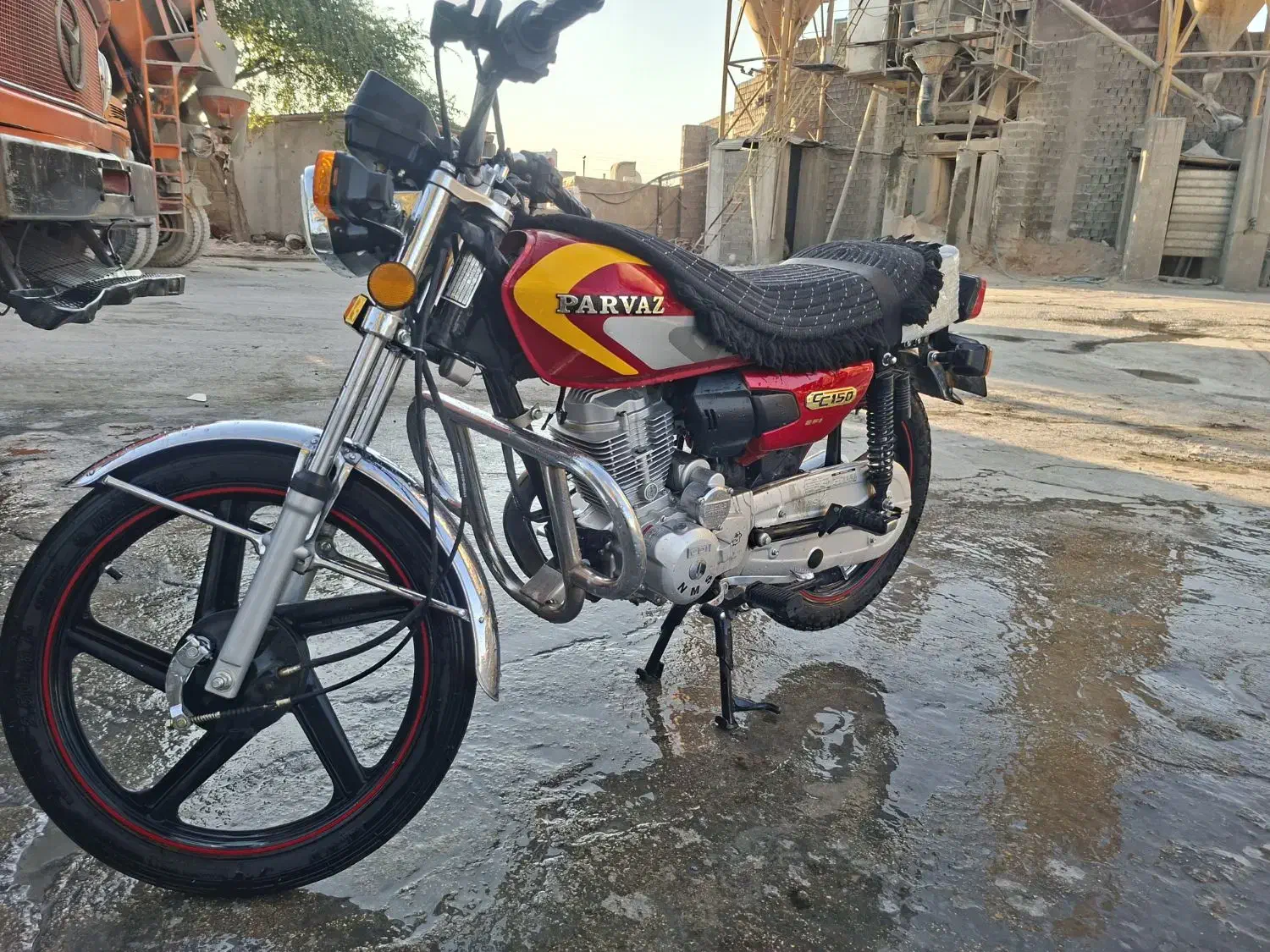 موتور ۱۵۰بکر خیلی کم کار همچی فابریک|موتورسیکلت|جهرم, |دیوار