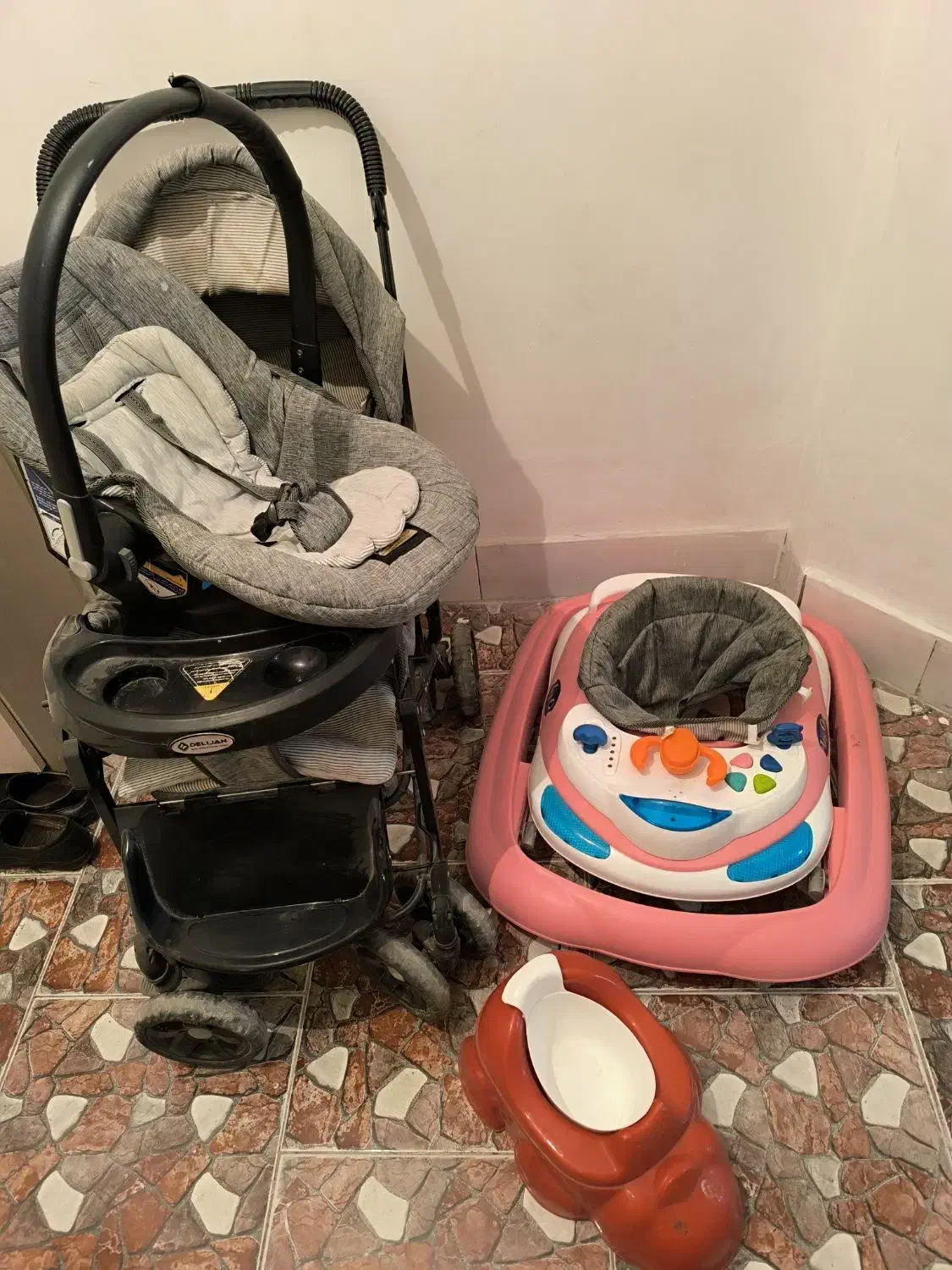 کالسکه|کالسکه و لوازم جانبی|مراغه, |دیوار