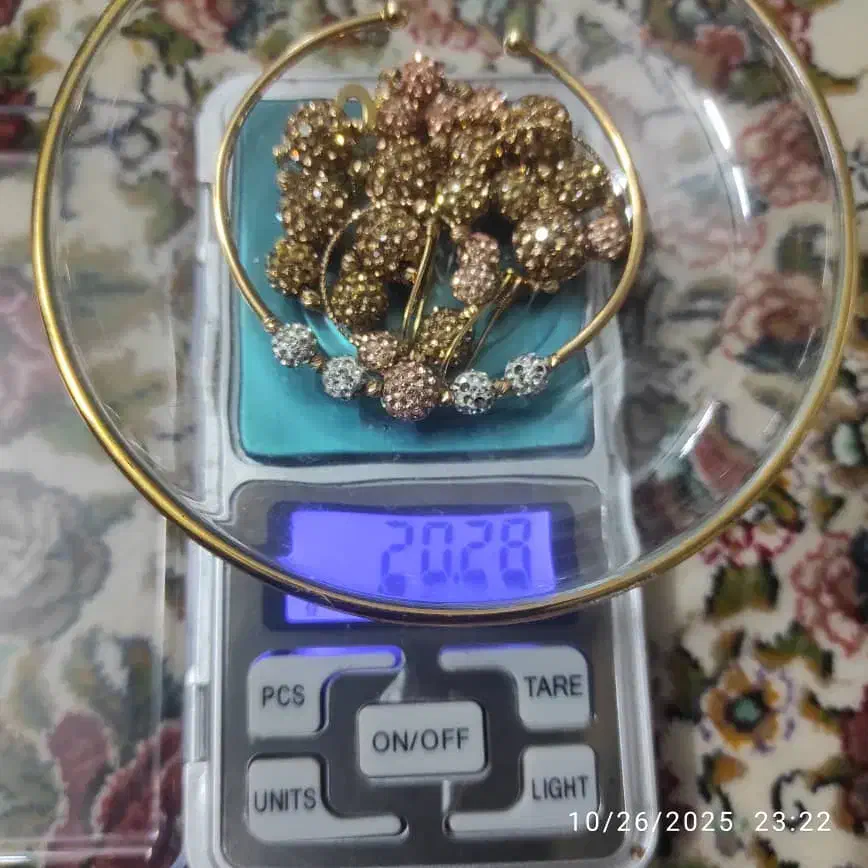 طلا. سرویس طلای زینتی. گردنبند و گوشواره دستبند|جواهرات|دماوند, گیلاوند|دیوار