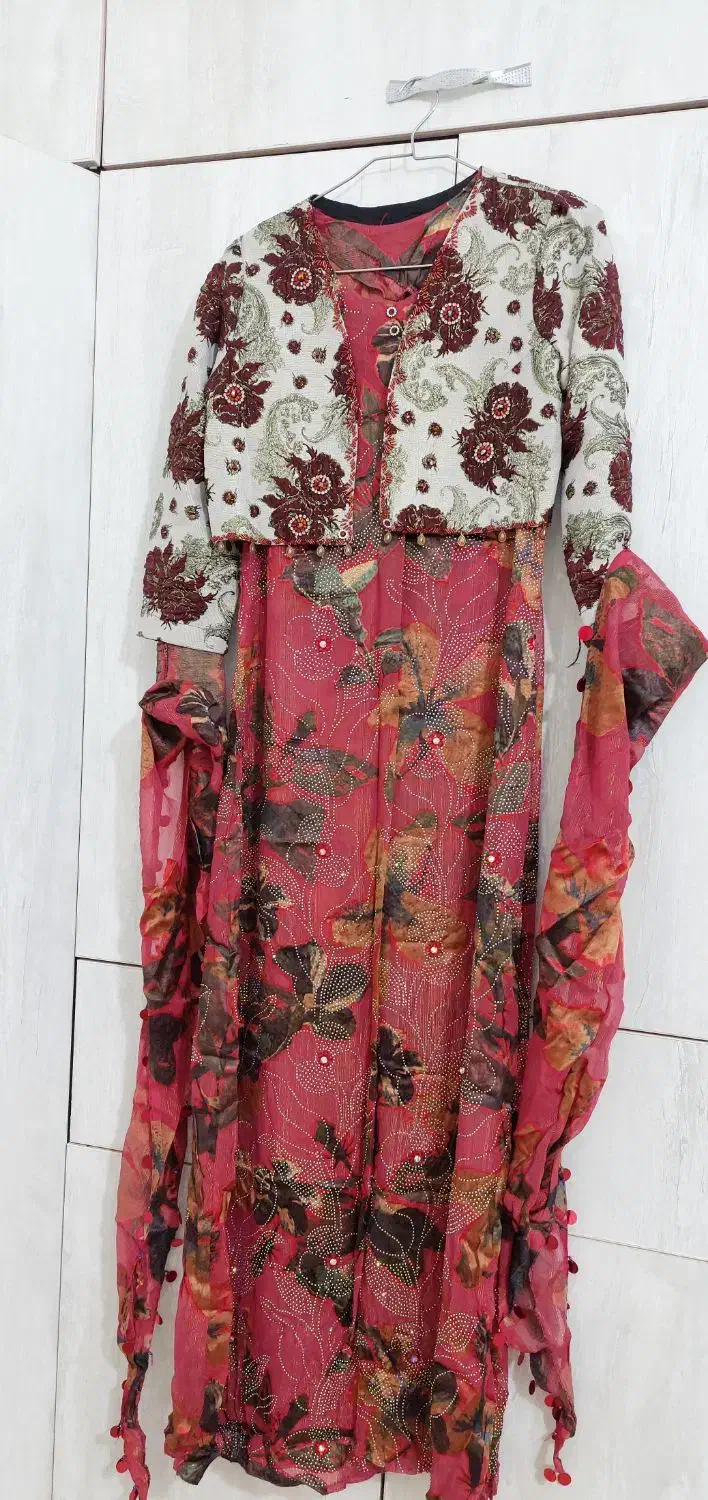 تعدادی لباس مجلسی شیک و زیبا|لباس|ایلام, |دیوار