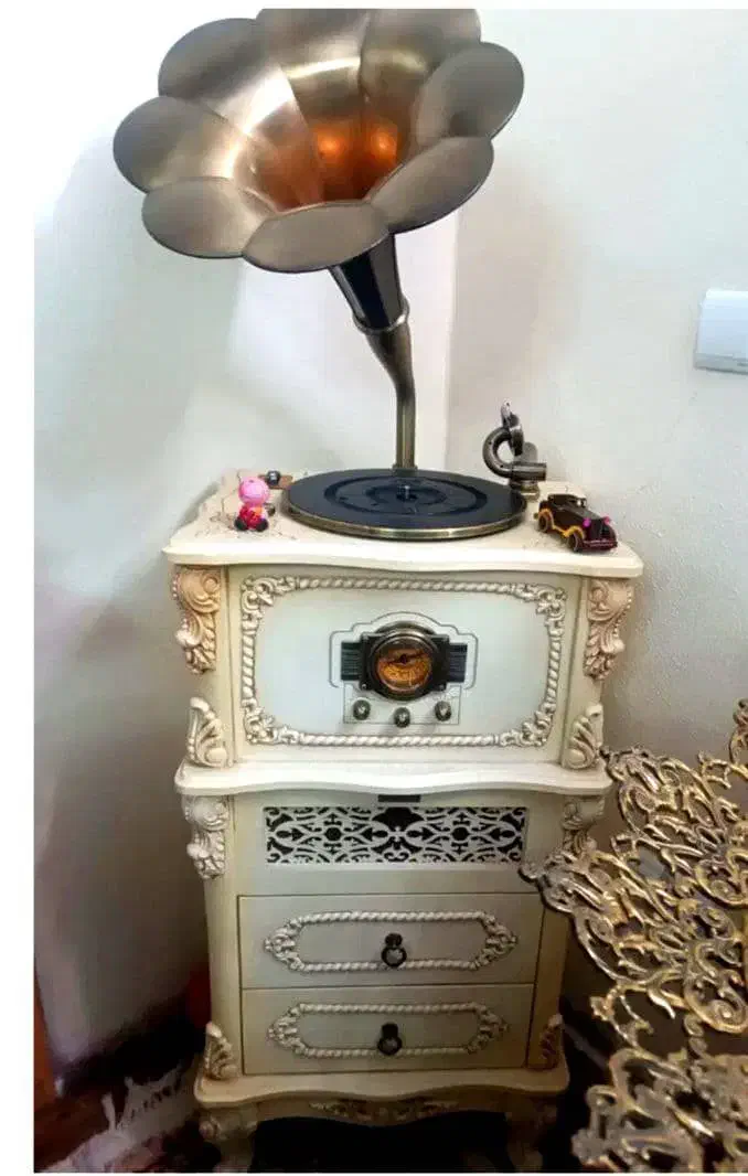 گرامافون|سیستم صوتی خانگی|شاهین‌شهر, حافظ شمالی|دیوار