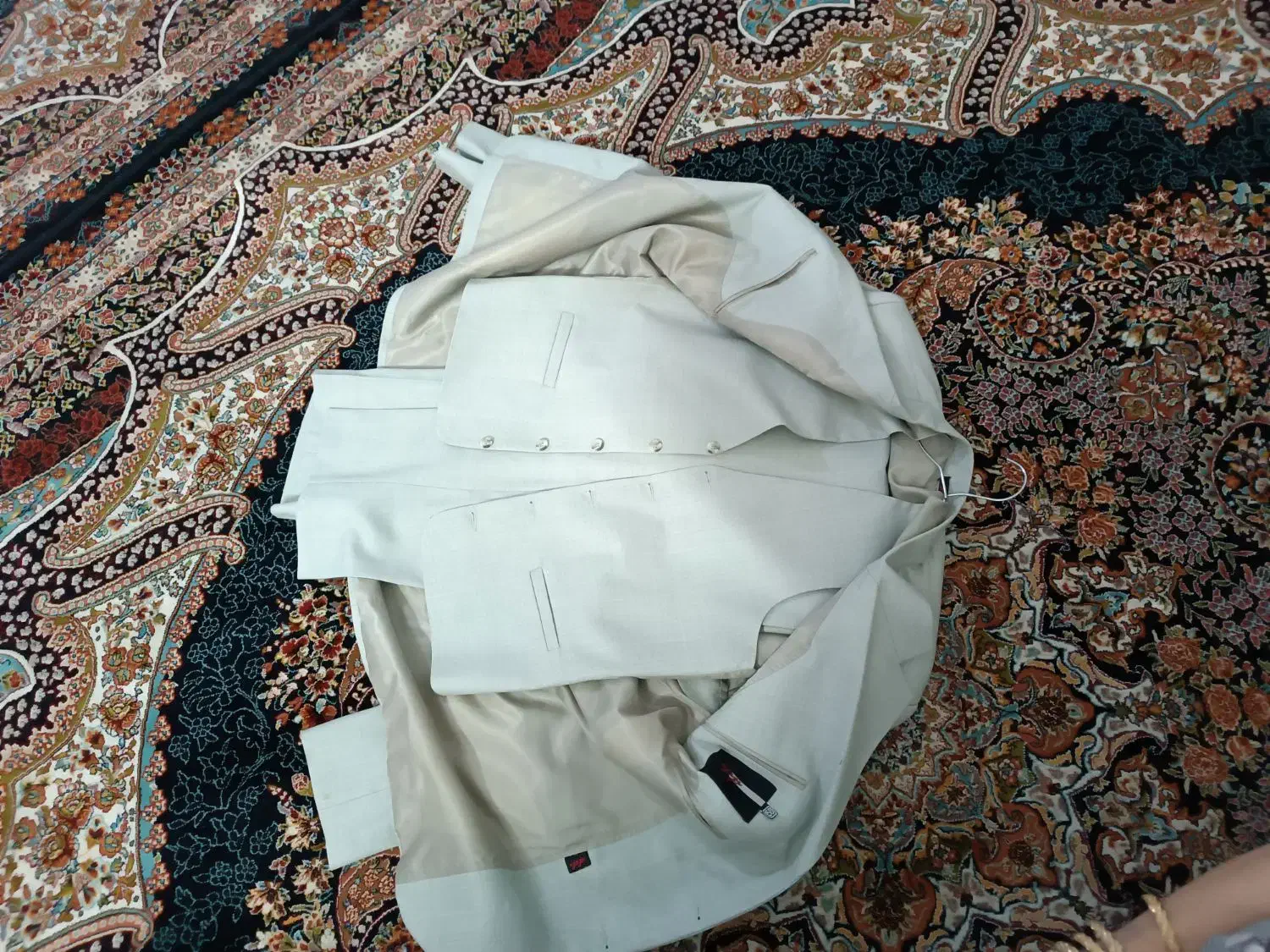 کت و شلوار|لباس|پاکدشت, پاکدشت (مامازند)|دیوار