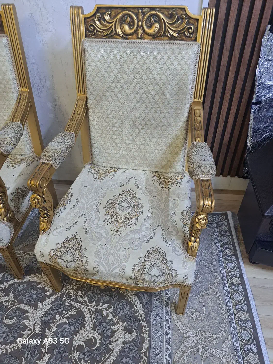 مبل و ویترین|مبلمان خانگی و میز عسلی|قم, نخودی|دیوار